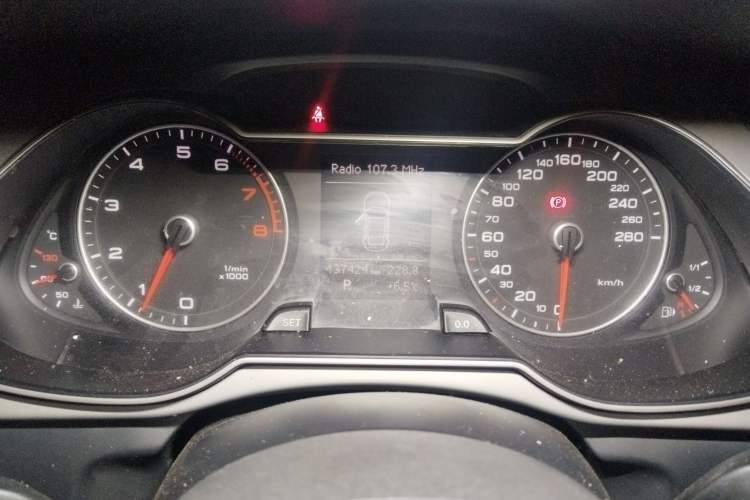 Used Audi A4L 2015 35 TFSI Automatic Standard Model Instrument Cluster