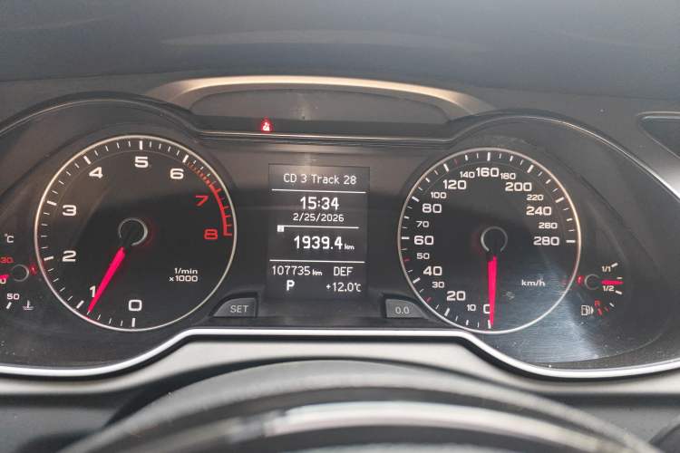 Used Audi A4L 2015 35 TFSI Automatic Standard Model Instrument Cluster