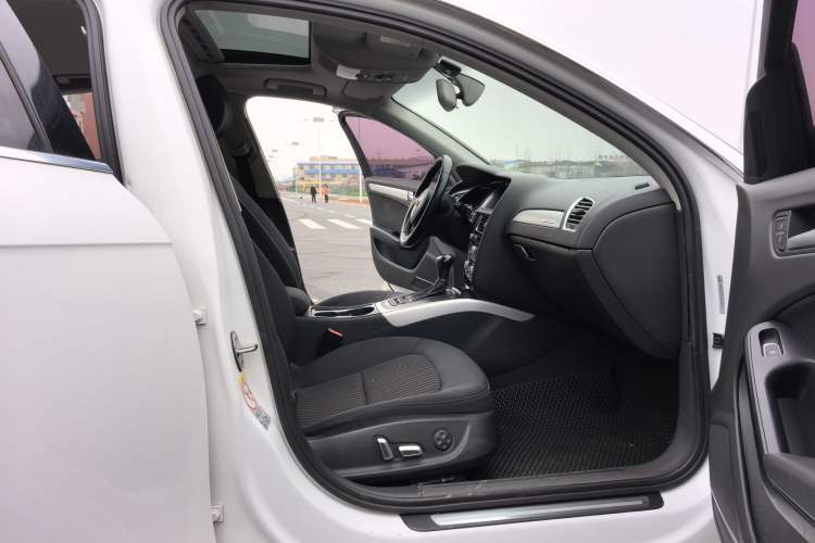 Used Audi A4L 2015 45 TFSI quattro Individual Sport Edition Interior 11