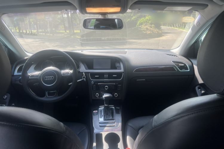 Used Audi A4L 2015 35 TFSI Automatic Comfort Model Interior 2