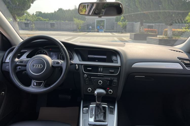 Used Audi A4L 2015 45 TFSI quattro Individual Sport Edition Interior 2
