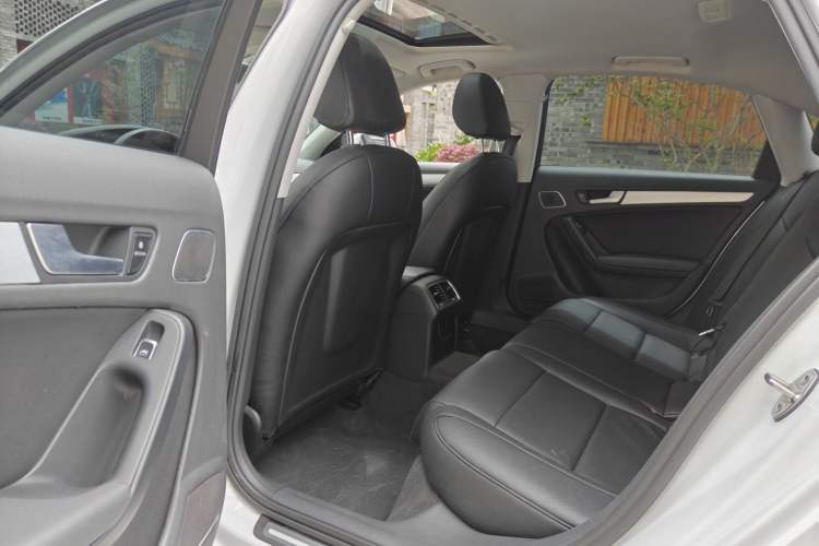 Used Audi A4L 2015 35 TFSI Automatic Standard Model Interior 2