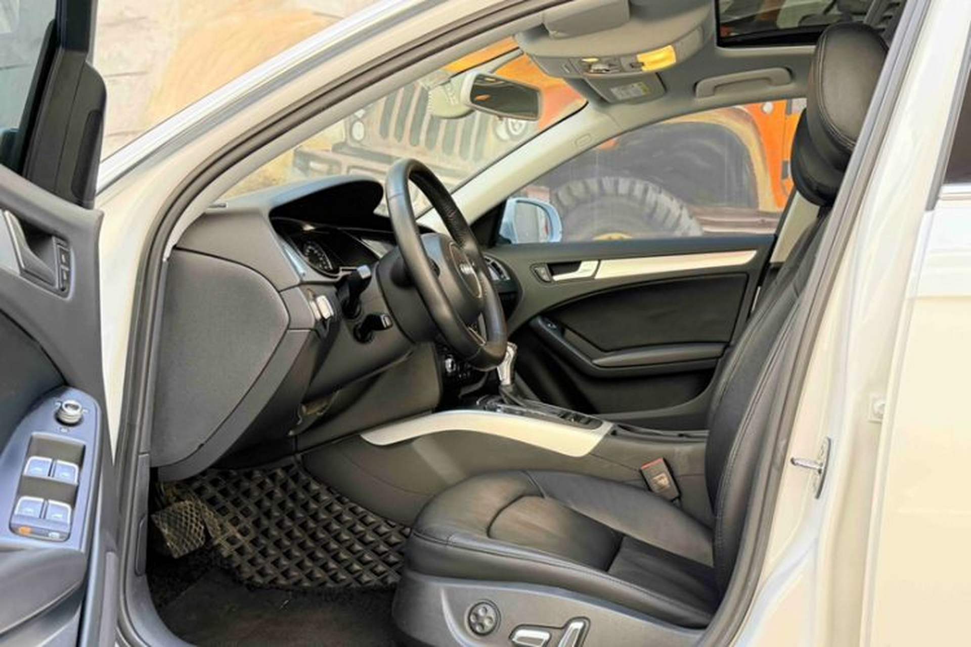 Used Audi A4L 2015 35 TFSI Automatic Standard Model Interior 2
