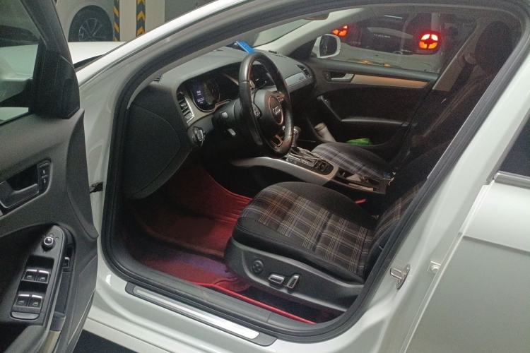 Used Audi A4L 2015 45 TFSI quattro Individual Sport Edition Interior 3