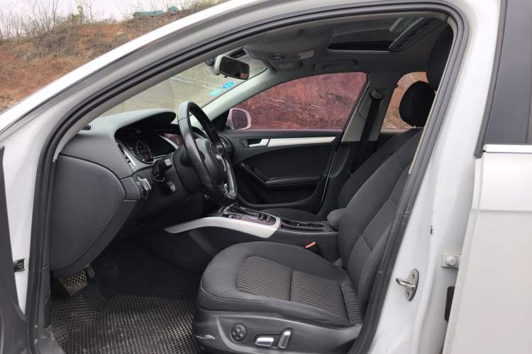 Used Audi A4L 2015 45 TFSI quattro Individual Sport Edition Interior 4