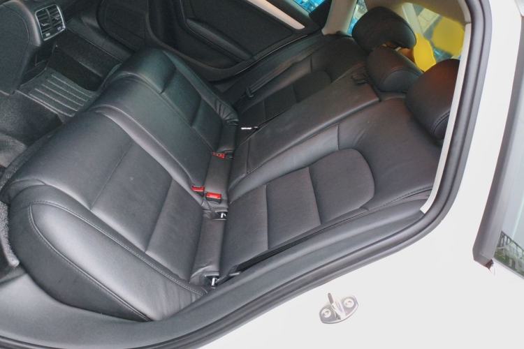 Used Audi A4L 2015 35 TFSI Automatic Standard Model Interior 4