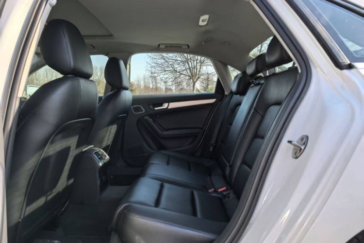Used Audi A4L 2015 35 TFSI Automatic Standard Model Interior 4