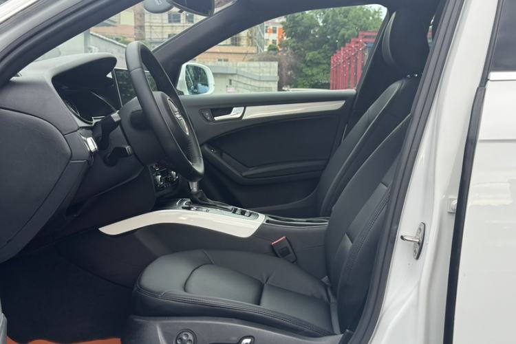 Used Audi A4L 2015 45 TFSI quattro Individual Sport Edition Interior 4