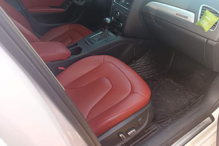 Used Audi A4L 2015 45 TFSI quattro Individual Sport Edition Interior 4