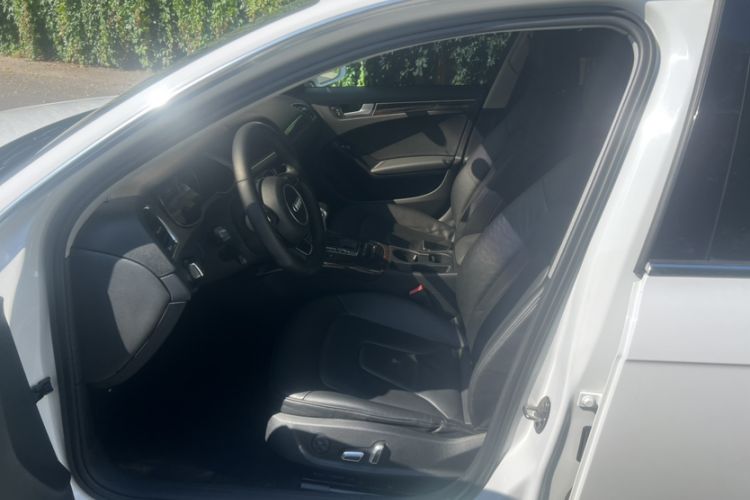 Used Audi A4L 2015 35 TFSI Automatic Comfort Model Interior 5