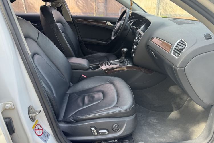 Used Audi A4L 2015 35 TFSI Automatic Comfort Model Interior 6