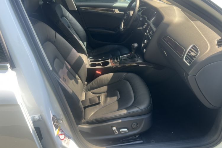 Used Audi A4L 2015 35 TFSI Automatic Comfort Model Interior 7