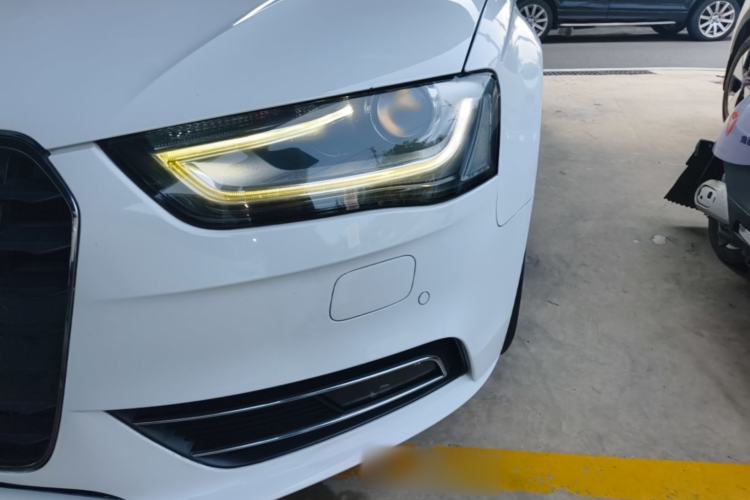 Used Audi A4L 2015 35 TFSI Automatic Standard Model Left Front Headlight
