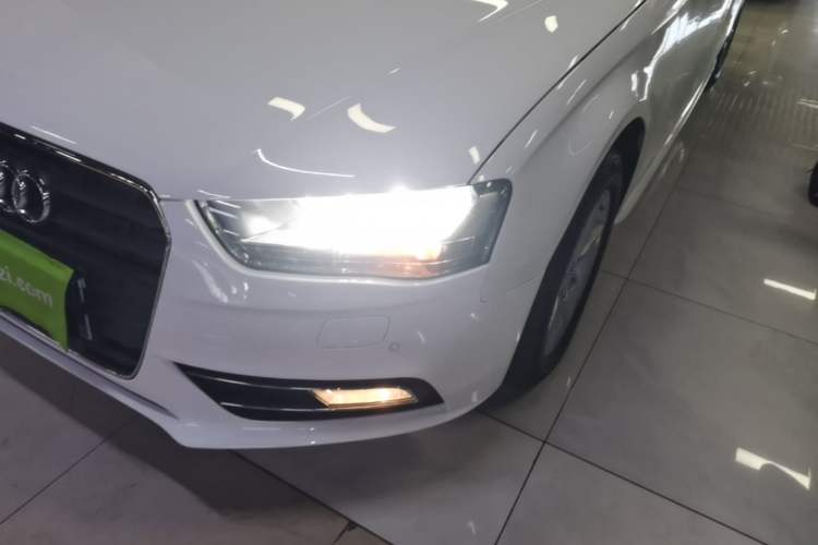 Used Audi A4L 2015 35 TFSI Automatic Standard Model Left Front Headlight