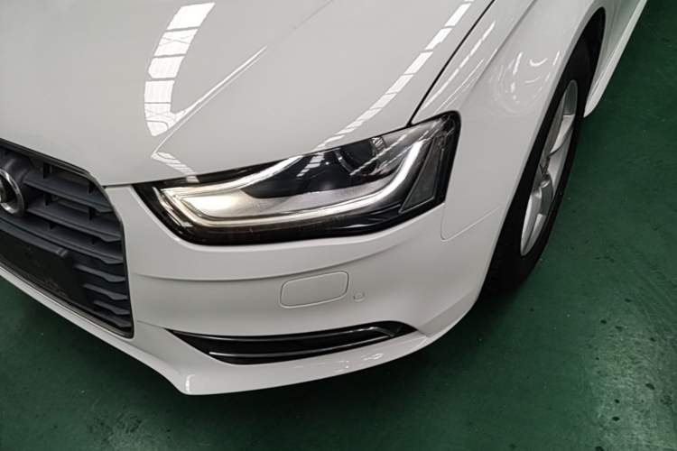 Used Audi A4L 2015 35 TFSI Automatic Standard Model Left Front Headlight