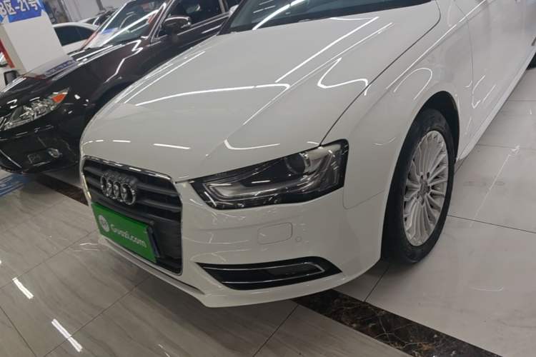 Used Audi A4L 2015 35 TFSI Automatic Comfort Model Left Front Headlight