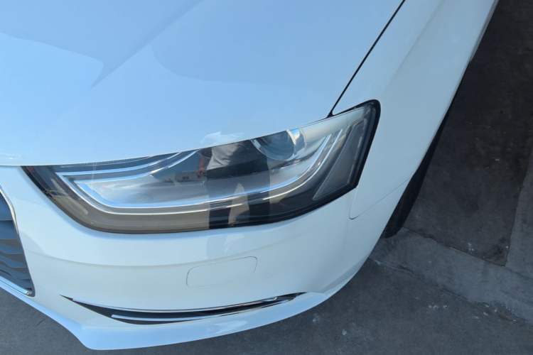 Used Audi A4L 2015 35 TFSI Automatic Standard Model Left Front Headlight