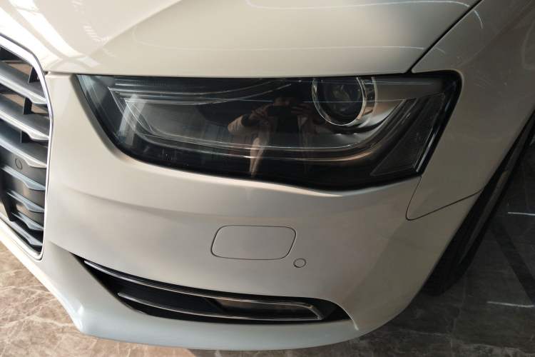 Used Audi A4L 2015 35 TFSI Automatic Standard Model Left Front Headlight