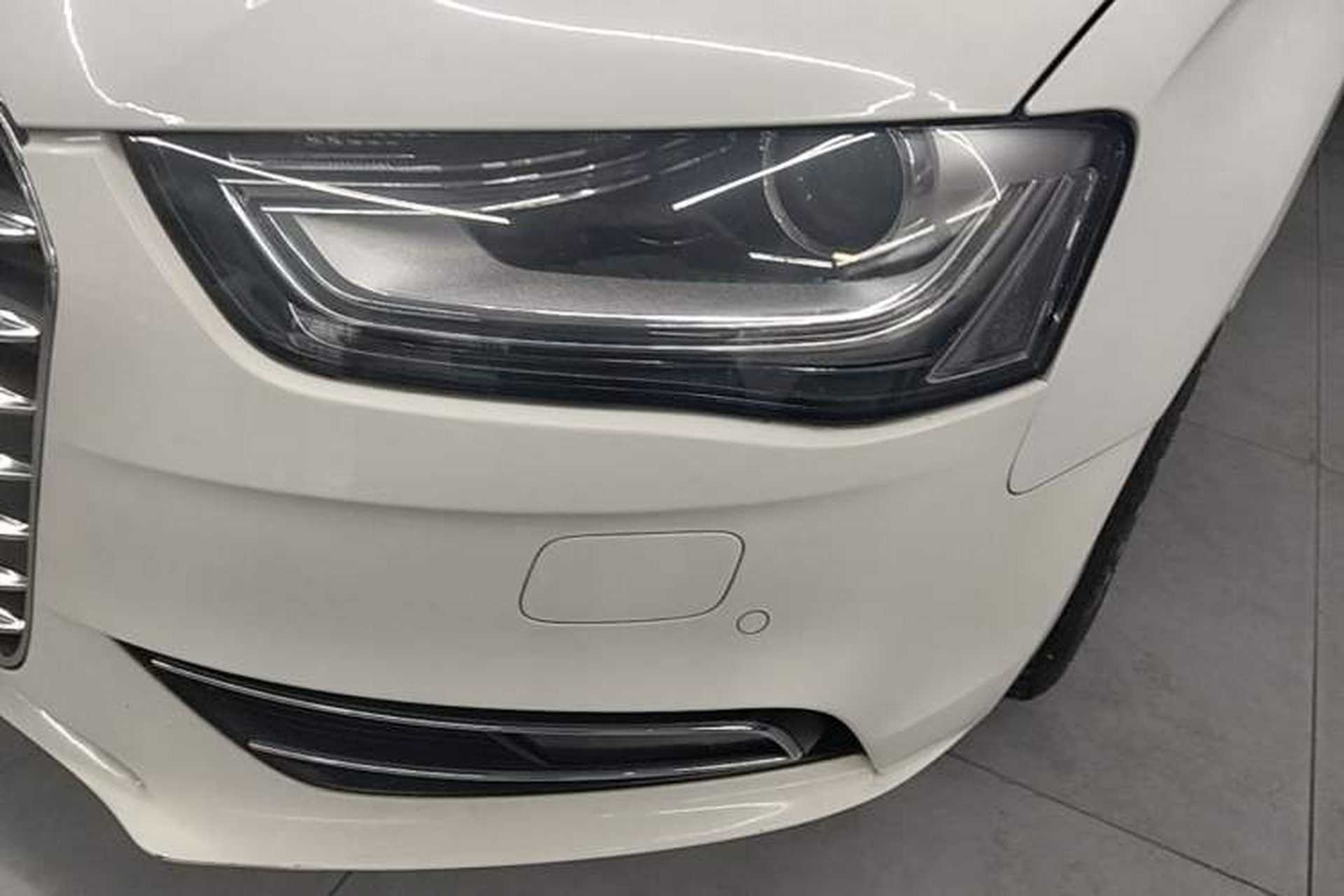 Used Audi A4L 2015 35 TFSI Automatic Comfort Model Left Front Headlight