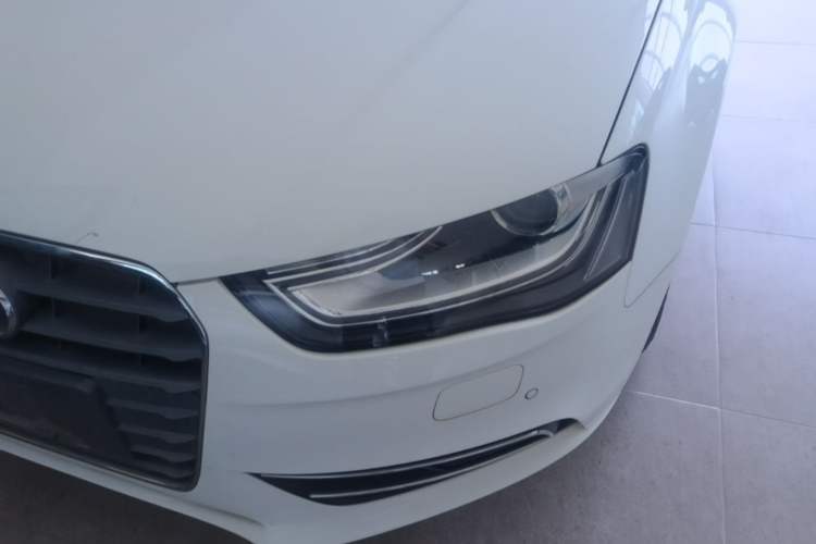 Used Audi A4L 2015 35 TFSI Automatic Standard Model Left Front Headlight