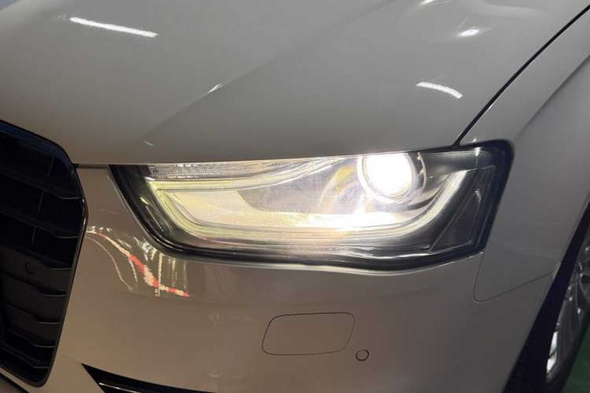 Used Audi A4L 2015 35 TFSI Automatic Comfort Model Left Front Headlight