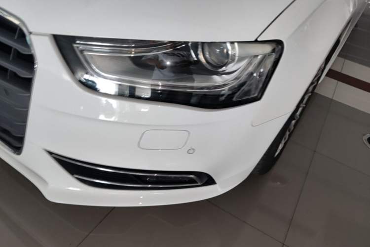 Used Audi A4L 2015 35 TFSI Automatic Comfort Model Left Front Headlight