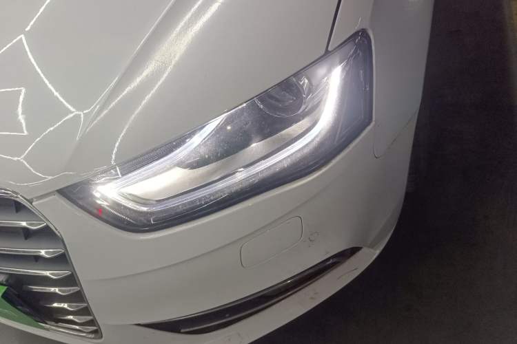 Used Audi A4L 2015 35 TFSI Automatic Standard Model Left Front Headlight
