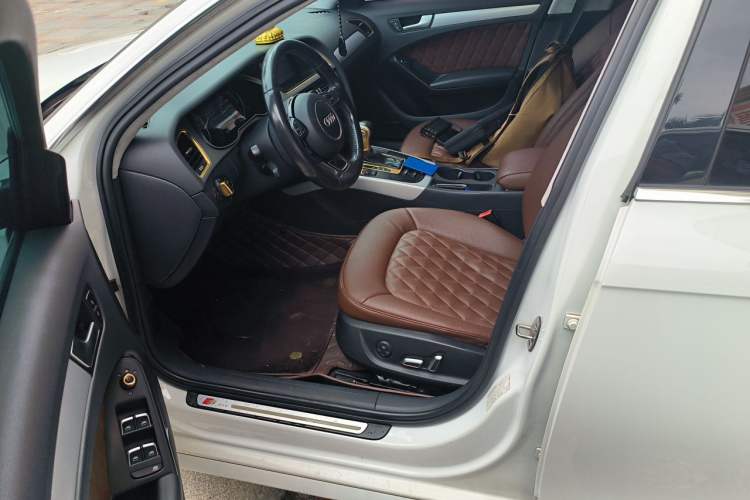 Used Audi A4L 2015 35 TFSI Automatic Standard Model Left Front Seat