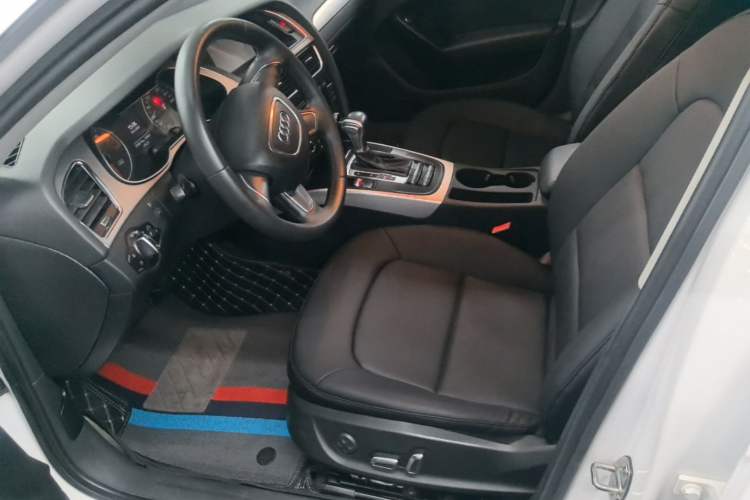 Used Audi A4L 2015 30 TFSI Automatic Comfort Model Left Front Seat