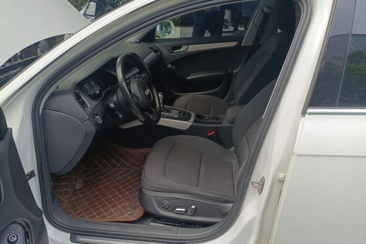 Used Audi A4L 2015 35 TFSI Automatic Standard Model Left Front Seat