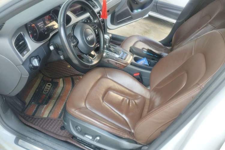 Used Audi A4L 2015 35 TFSI Automatic Comfort Model Left Front Seat
