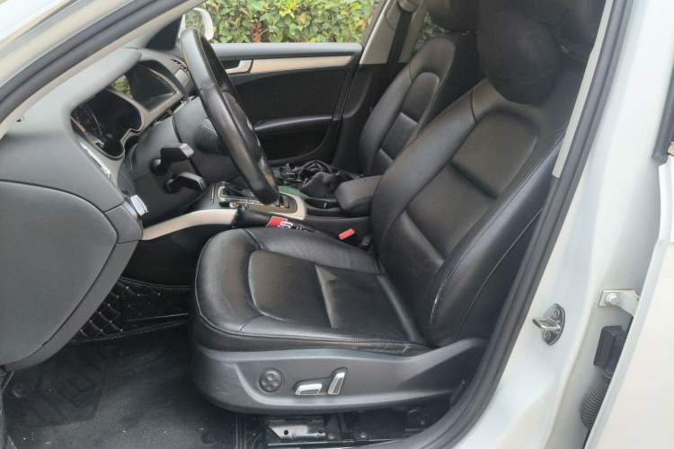 Used Audi A4L 2015 35 TFSI Automatic Comfort Model Left Front Seat