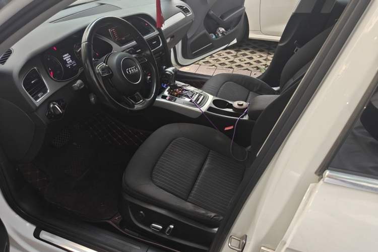 Used Audi A4L 2015 35 TFSI Automatic Standard Model Left Front Seat