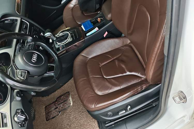 Used Audi A4L 2015 35 TFSI Automatic Comfort Model Left Front Seat
