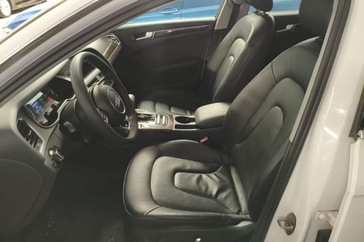 Used Audi A4L 2015 35 TFSI Automatic Comfort Model Left Front Seat