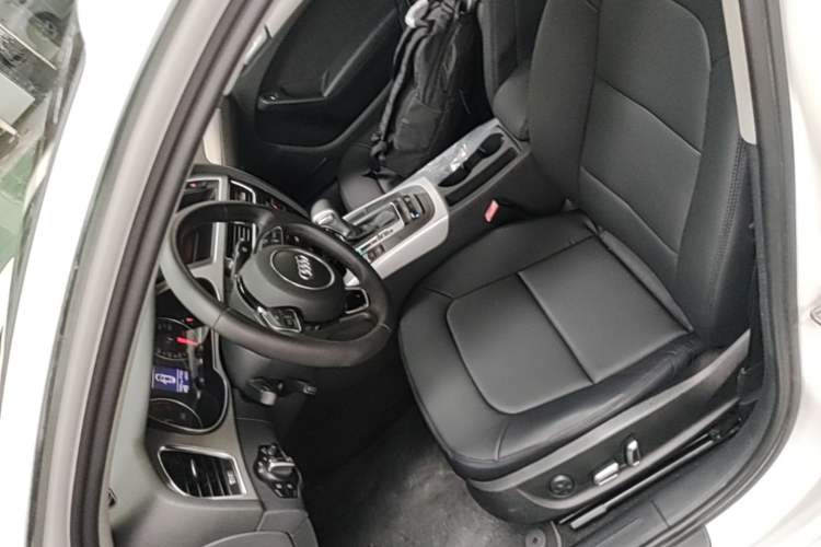 Used Audi A4L 2015 35 TFSI Automatic Standard Model Left Front Seat