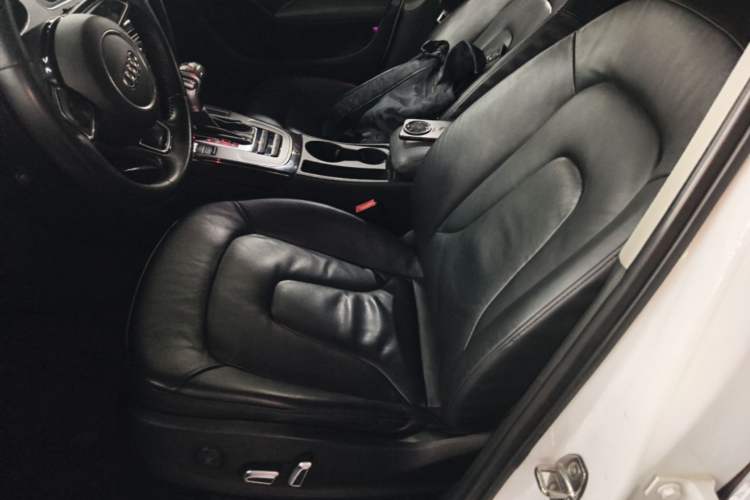 Used Audi A4L 2015 35 TFSI Automatic Comfort Model Left Front Seat
