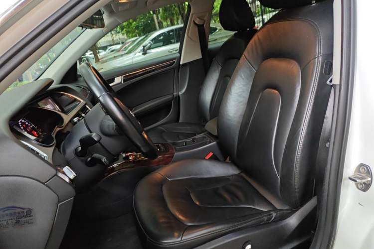Used Audi A4L 2015 35 TFSI Automatic Comfort Model Left Front Seat