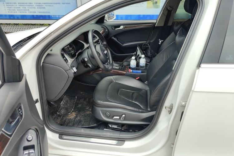Used Audi A4L 2015 35 TFSI Automatic Comfort Model Left Front Seat