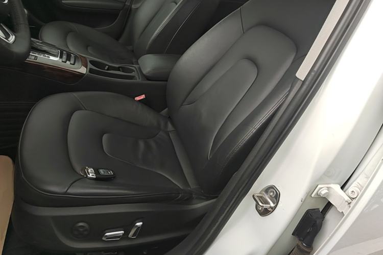 Used Audi A4L 2015 35 TFSI Automatic Comfort Model Left Front Seat