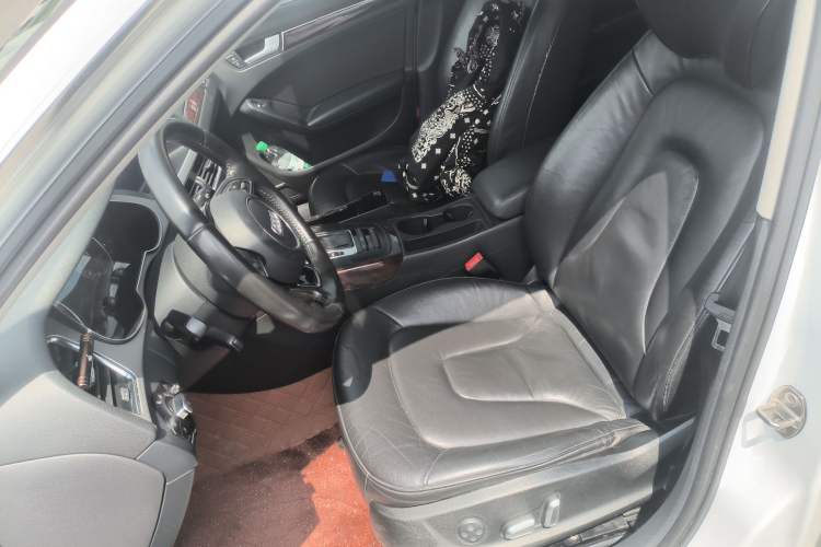Used Audi A4L 2015 35 TFSI Automatic Comfort Model Left Front Seat