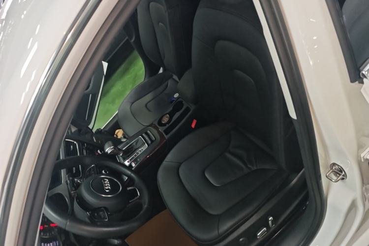 Used Audi A4L 2015 35 TFSI Automatic Comfort Model Left Front Seat