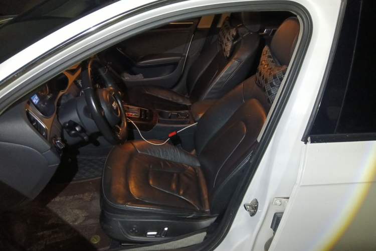 Used Audi A4L 2015 35 TFSI Automatic Comfort Model Left Front Seat