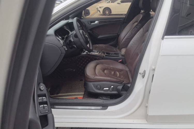 Used Audi A4L 2015 35 TFSI Automatic Comfort Model Left Front Seat