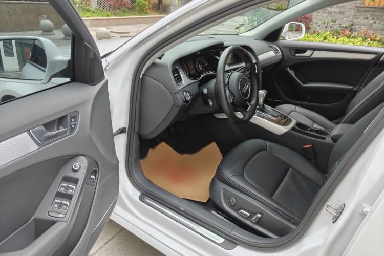 Used Audi A4L 2015 35 TFSI Automatic Standard Model Left Front Seat
