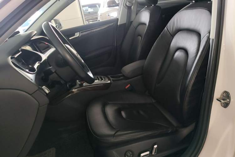 Used Audi A4L 2015 35 TFSI Automatic Comfort Model Left Front Seat