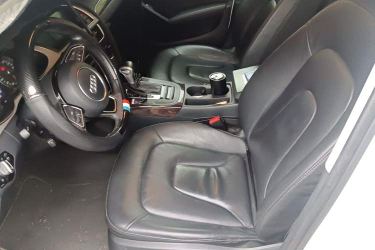 Used Audi A4L 2015 35 TFSI Automatic Comfort Model Left Front Seat