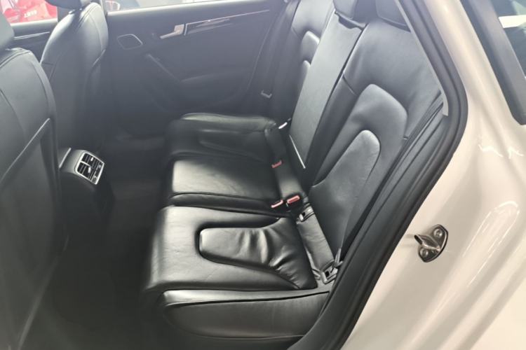 Used Audi A4L 2015 35 TFSI Automatic Comfort Model Left Rear Seat