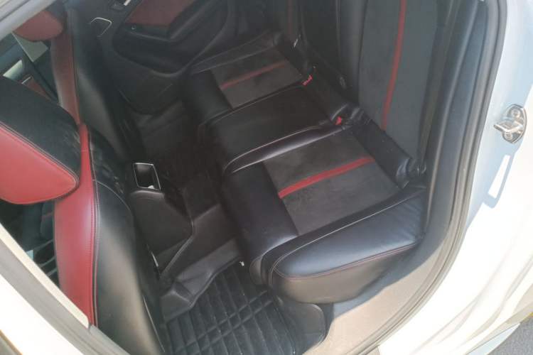 Used Audi A4L 2015 35 TFSI Automatic Standard Model Left Rear Seat