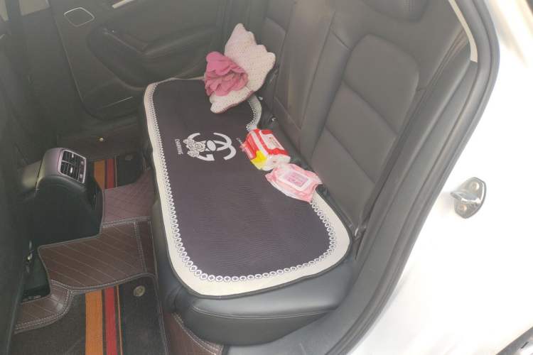 Used Audi A4L 2015 35 TFSI Automatic Standard Model Left Rear Seat
